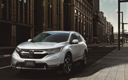 Honda Luncurkan CR-V Hybrid 4WD & Turbo di Jepang