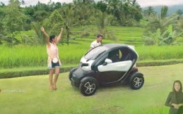 Kerennya Video Demo Keselamatan Garuda Indonesia, Ada MINI, Renault dan BMW Loh!