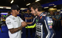 Mercedes Ajak Valentino Rossi Jajal Performa Mobil Formula 1