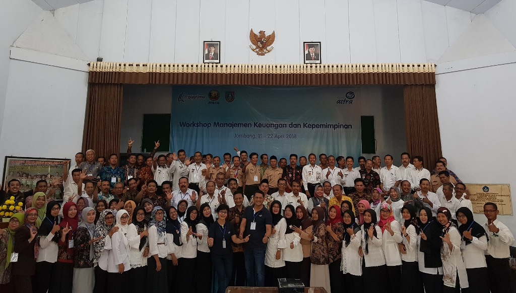 Melihat Kegiatan Kampanye Pijar Ilmu Asuransi Astra di Jombang
