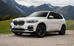 BMW Group dan Pirelli Lakukan Kolaborasi Lindungi Alam