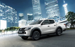 Mitsubishi Rayakan 40 Tahun Perjalanan Model Pikapnya