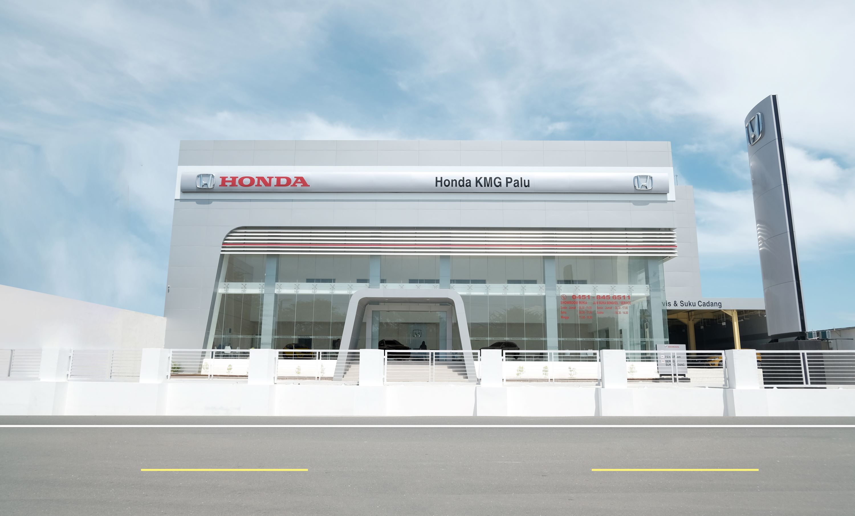 HPM Resmikan Diler Honda KMG Palu, Intip Fasilitasnya