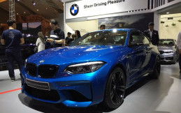 Daftar Harga Aksesori M Performance Untuk BMW M2 dan 530i di Telkomsel IIMS 2019