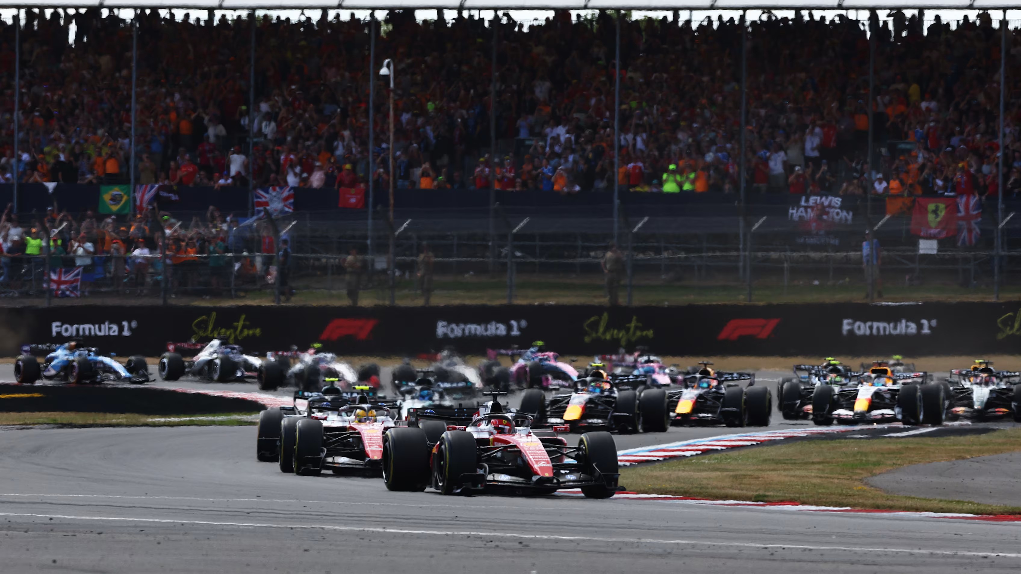 Momen Tabrakan Tak Terlupakan Selama F1 Belgia