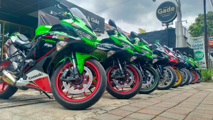 Program Tukar Tambah Motor Rangkul Komunitas ZX 25 R Indonesia