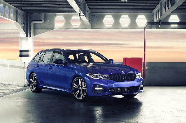 Pertama Kali di Indonesia, BMW Luncurkan Seri 3 Touring Secara Resmi di Tengah Pandemi Covid-19