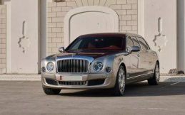 Berharga Fantastis, Bentley Mulsanne Grand Limousine Langka Dilelang