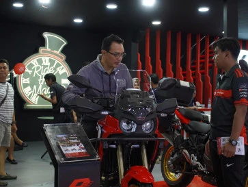 Tak Sekadar Jualan, QJMotor Ajak Konsumen ke Pabrik di Tiongkok