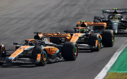 Lewis Hamilton Minta Maaf Atas Insiden Dengan Oscar Piastri