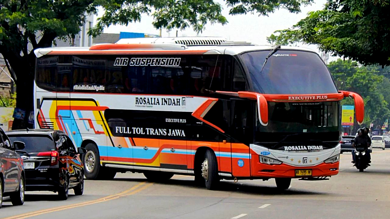 PO Rosalia Indah Buka Rute Baru Rembang-Merak dengan Armada Executive Plus