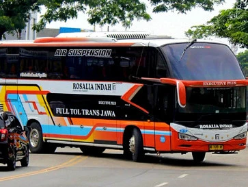 PO Rosalia Indah Buka Rute Baru Rembang-Merak dengan Armada Executive Plus