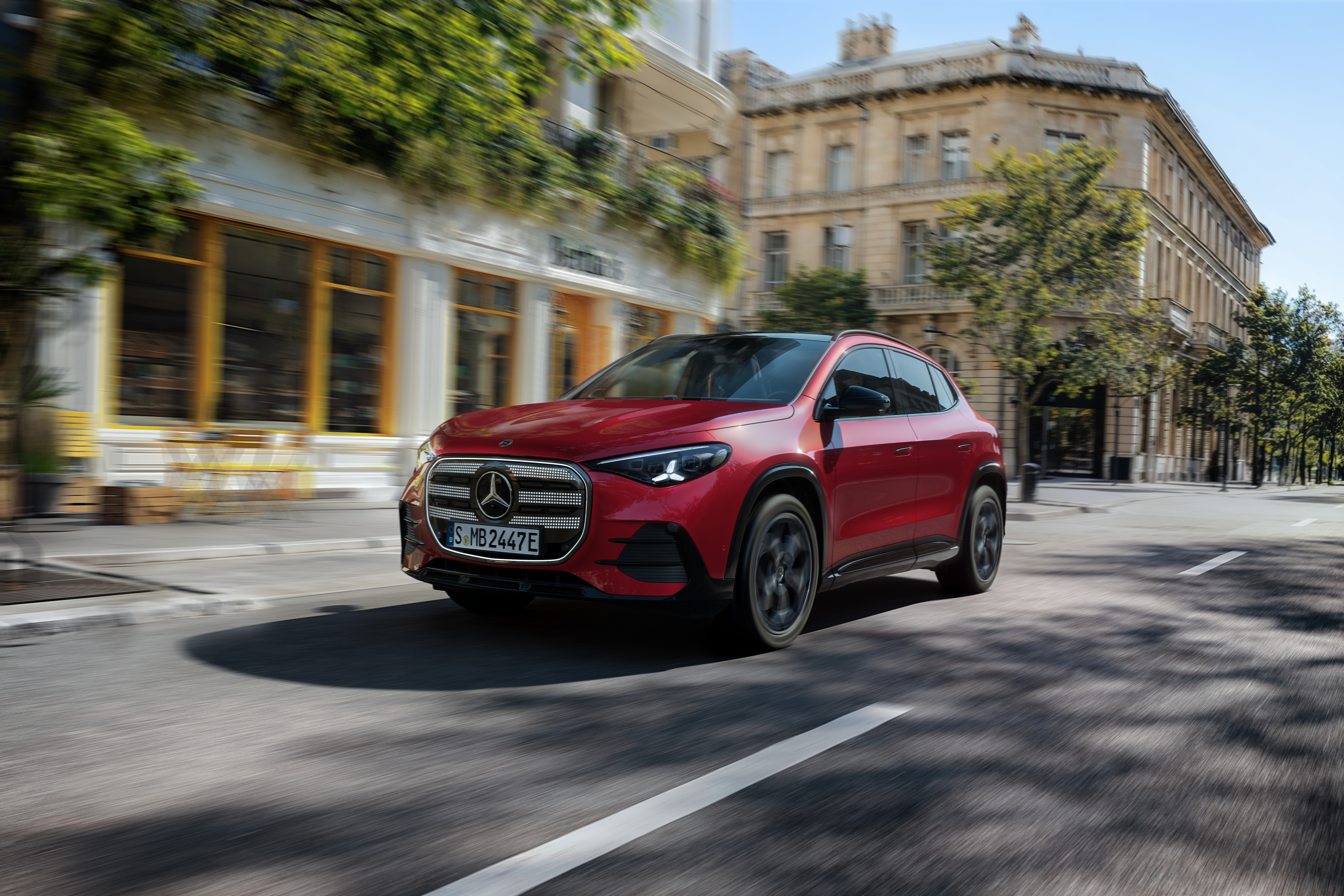 Mercedes-Benz GLA Terbaru: SUV Urban Futuristik & Lebih Sporty!