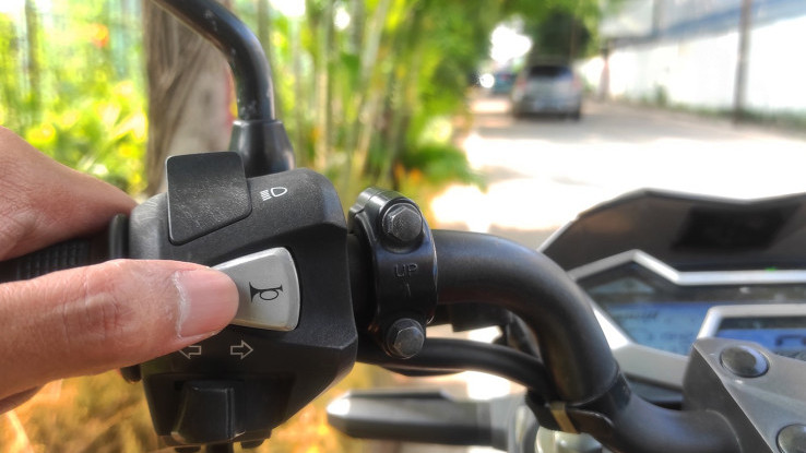 Bisa Picu Keributan, Ini Pentingnya Pahami Momen yang Tepat Bunyikan Klakson Kendaraan