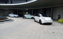 Torehkan 2 Ribu SPK, Wuling Binguo EV Long Range Tipe Paling Banyak Dipesan