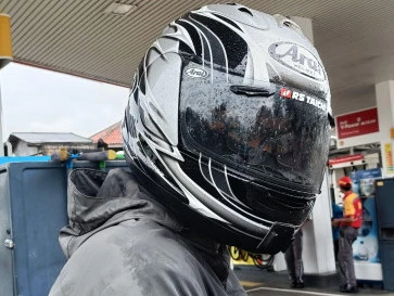 Helmet Strap Lock Bermacam-macam, Sobat Pilih yang Mana?