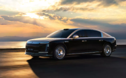 Huawei Maextro S800 Meluncur, Jadi Alternatif Sedan Mewah dengan Harga Terjangkau