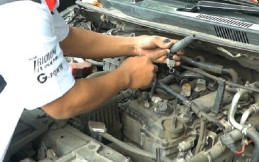 Cek Kondisi Busi Kendaraan, Biar Performa Mesin Tetap Terjaga