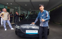 Pelatih Timnas Shin Tae-yong Dapat Genesis Electrified G80 Long-Wheelbase